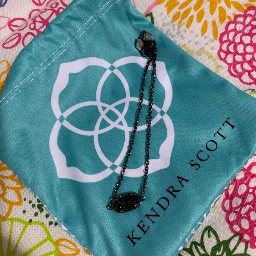 Kendra Scott bracelet